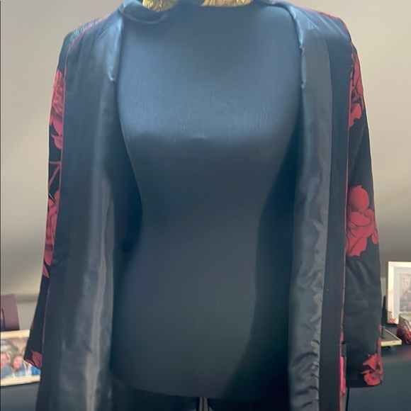 Elegant Jacket Japanese-inspired with 2 front pockets - Picture 8 of 9